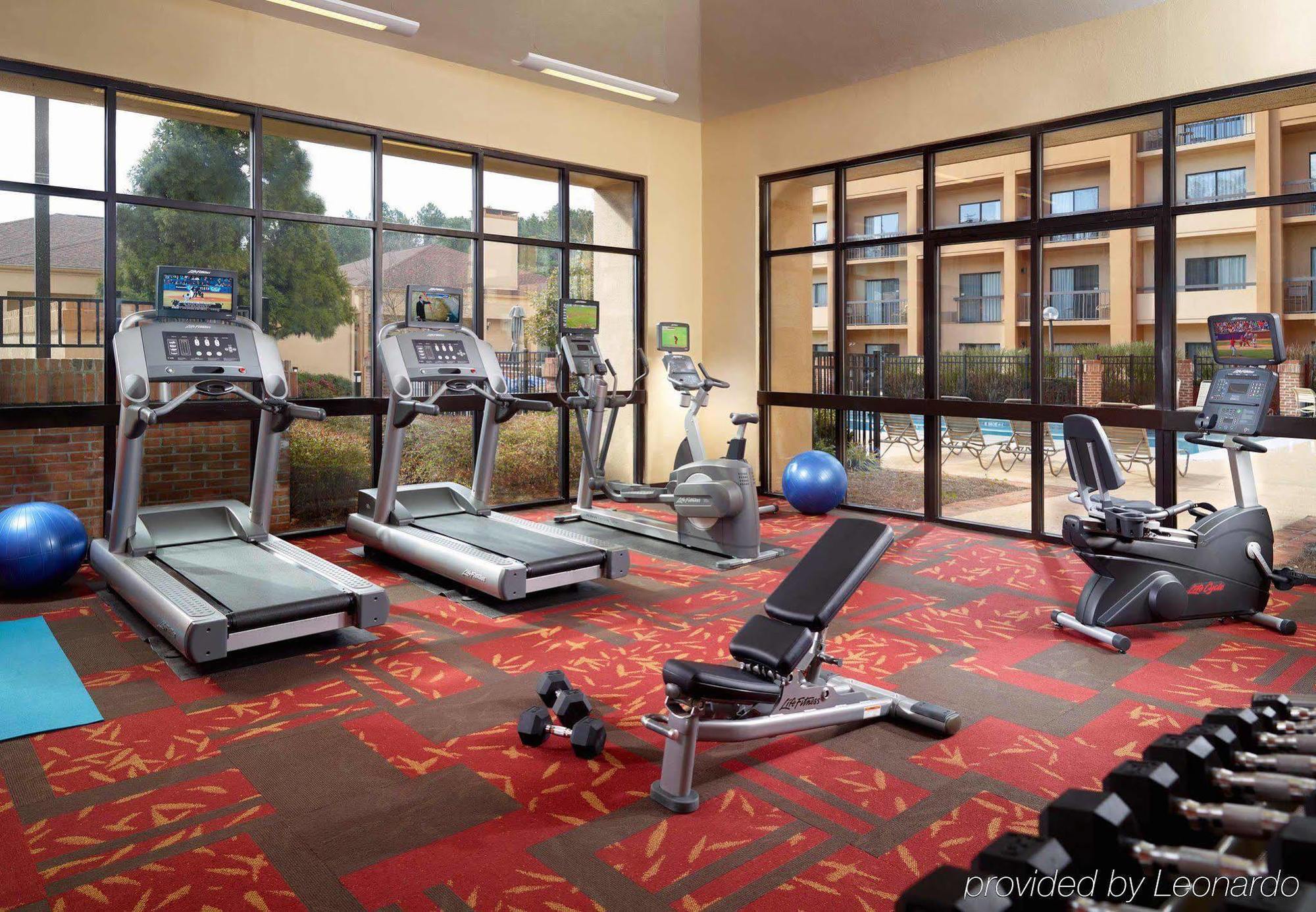 Отель Courtyard By Marriott Atlanta Executive Park/Emory Экстерьер фото